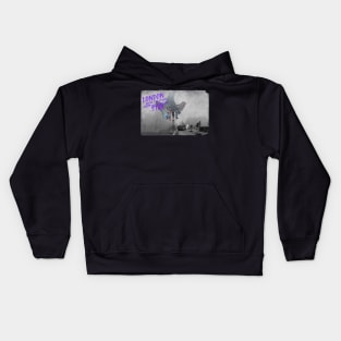 London under the attack from the beatitful star Kids Hoodie